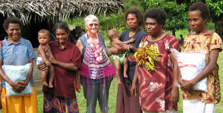 Birthing Kits deliver care to PNG sisters thumbnail